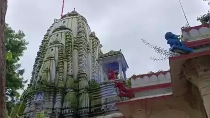 વડોદરા પશ્ચિમ: શુ વડોદરાનું આ મંદિર બની ગયું છે અસામાજિક તત્વો નો અડ્ડો?