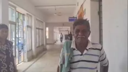କାମାକ୍ଷାନଗର: ବିଏମସି କାର୍ଯ୍ୟାଳୟରେ ଆକ୍ରମଣ ଓଏଏସ ସଂଘ କାର୍ଯ୍ୟବନ୍ଦ ଆନ୍ଦୋଳନ ବୁଧବାର ୧୨ଟାରେ କାମାକ୍ଷାନଗରରେ ଲୋକେ ରଖିଲେ ପ୍ରତିକ୍ରିୟା