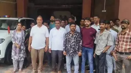 भीलवाड़ा: भीलवाड़ा नगर निगम में कम्यूटर ऑपरेटरों की हड़ताल, कांग्रेस ने किया समर्थन