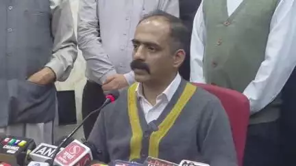 शिमला शहरी: मंत्री अनिरुद्ध सिंह ने शिमला में कहा- NHAI के अधिकारी से नहीं की मारपीट, कवरअप के लिए की गई FIR