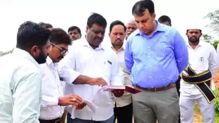 సిరిసిల్ల: జిల్లాలో నీటి వనరుల సంరక్షణకు పకడ్బందీ చర్యలు తీసుకోవాలి: కలెక్టర్ సందీప్ కుమార్ ఝా