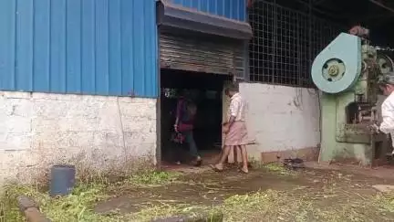 തലപ്പിള്ളി: മിണാലൂരിൽ അടച്ചിട്ട സ്വകാര്യ കമ്പനിയിൽ മോഷണം, 10 ലക്ഷം രൂപയുടെ യന്ത്രസാമഗ്രികൾ കവർന്നു