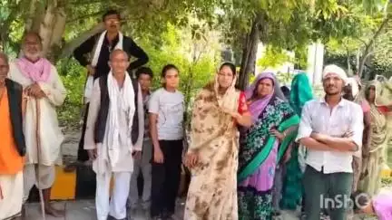 बांदा: बछेई गांव में संदिग्ध परिस्थितियों में किशोरी का शव फांसी पर लटका मिला, परिजनों ने एक युवक पर हत्या का आरोप लगाया