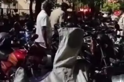 कांके: रांची रेलवे स्टेशन पर आरपीएफ ने विस्फोटक पदार्थों की जांच के लिए चलाया विशेष अभियान