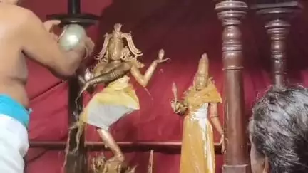 பழனி: ஆனி திருமஞ்சனம்- பெரிய நாயகி அம்மன் கோயிலில் நடராஜர் சமேத சிவகாமி அம்பாளுக்கு சிறப்பு அபிஷேகம்
