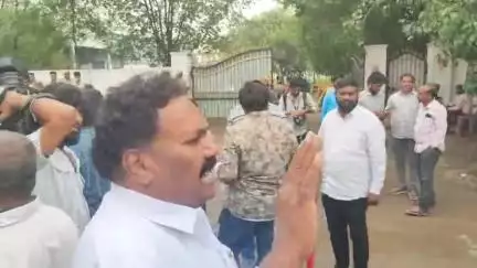 పటాన్​​చెరు: పాశమైలారంలో జరిగిన ప్రమాద ఘటనలో పరిశ్రమ యాజమాన్యంపై చర్యలు తీసుకోండి: బహుజన లెఫ్ట్ ఫ్రంట్ నాయకుడు నూనె వెంకటస్వామి