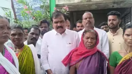 అదిలాబాద్ అర్బన్: రైతులు వ్యవసాయ పనులు మొదలు పెట్టుకుంటున్న సమయంలో బ్యాంకర్లు పెట్టుబడి సహాయాన్ని ఆపవద్దు : ఆదిలాబాద్ MLA పాయల్ శంకర్