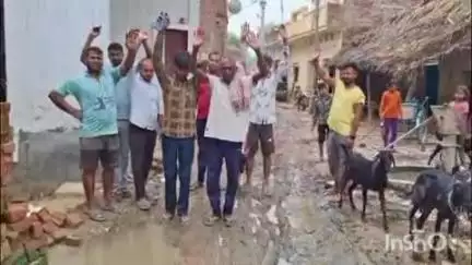 लालगंज: सरेनी विकासखंड के जदाई खेड़ा गांव में स्वच्छ भारत मिशन को लगाया जा रहा पलीता गांव की नालियां और खड़ंजे हो #jansamasya