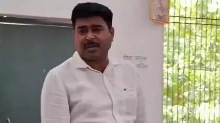 ब्रह्मपुर: विधानसभा चुनाव को लेकर ब्रह्मपुर प्रखंड कार्यालय में बीएलओ की हुई बैठक