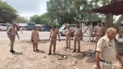 डिबाई: नरौरा में आगामी कावड़ यात्रा के लिए तैयारी शुरू, प्रशासन ने गांधी घाट से अतिक्रमण हटाया