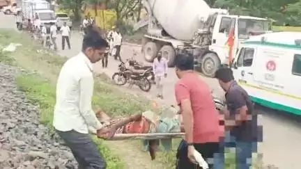 पंढरपूर: लातूर-पंढरपूर रेल्वेखाली आल्याने वृद्ध महिलेच्या पायांचा चेंदामेंदा, उपचारासाठी रुग्णालयात दाखल