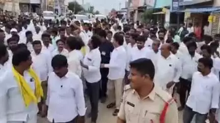 యర్రగొండపాలెం: పుల్లలచెరువులో సుపరిపాలనలో తొలి అడుగు కార్యక్రమంలో పాల్గొన్న టిడిపి ఇన్చార్జి ఎరీక్షన్ బాబు