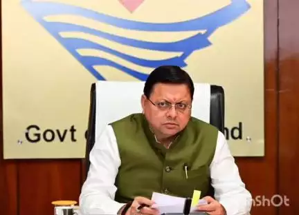 देहरादून: सीएम धामी ने सचिवालय में उत्तर प्रदेश और उत्तराखंड में मध्य अवशेष आस्तियों एवं दायित्वों की बैठक की