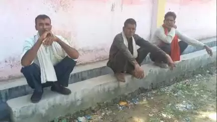 बिलग्राम: कोइलाई गांव में बुजुर्ग किसान ने पेड़ से फांसी लगाकर की आत्महत्या, परिजनों में मचा कोहराम, पुलिस ने कराया पोस्टमार्टम