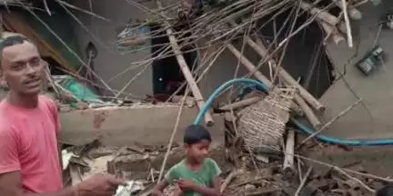 चिनिया: तहेले गांव में जंगली हाथी का कहर, घर तोड़ा, राशन खाया, गांव में मचा कोहराम