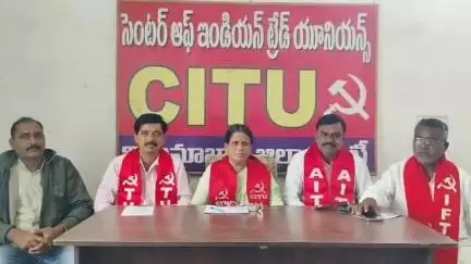 నిజామాబాద్ సౌత్: ఈనెల నెల 5వ తేదీన నిర్వహించే బైకు ర్యాలీని జయప్రదం చేయాలని AITUC జిల్లా కార్యదర్శి ఓమయ్య పిలుపు