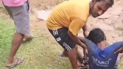 বিশালগড়: দুর্ঘটনার জেরে বিদায়িকার বিরুদ্ধে ক্ষুব্ধ জনগণ সড়ক অবরোধ!ঘটনা কমলাসাগর উত্তম ভক্ত চৌমুহনী এলাকায়