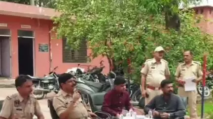 चौमूं: चोंमू थाना परिसर में ACP अशोक चौहान की अध्यक्षता में मोहर्रम पर्व पर ताजिया को लेकर सीएलजी सदस्यों की बैठक आयोजित