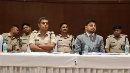 धनबाद/केंदुआडीह: धनबाद के न्यूटन हॉल में मोहर्रम को लेकर जिला स्तरीय शांति समिति की बैठक संपन्न