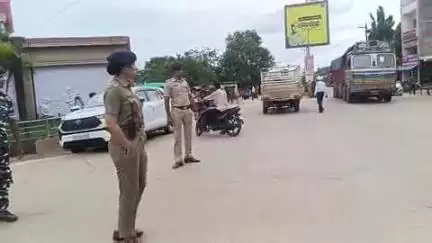 बलौदाबाज़ार: बलौदा बाजार पुलिस अधीक्षक भावना गुप्ता ने शराब पीकर वाहन चलाने वाले चालकों पर स्वयं की कार्रवाई