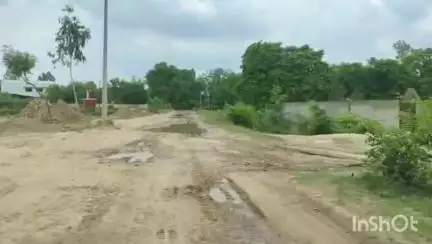 शहादत के पुरवा गांव को जाने वाले संपर्क मार्ग की बदहाली से हजारों ग्रामीणों की आवाजाही प्रभावित, ग्रामीणों ने दिया बयान