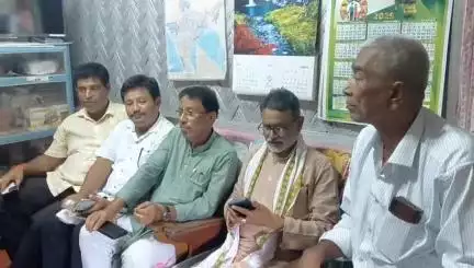 সাব্রুম: ত্রিপুরা রাজ্যের কংগ্রেসের পি সি সি এর সভাপতি উপস্থিতিতে সাব্রুমের কমলার জোত এলাকায় বৈঠক
