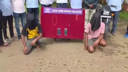 गडहिंग्लज: निर्जनस्थळी वृद्धेला मारहाण करून जबरी चोरी करणारी टोळी जेरबंद; गडहिंग्लज आप्पासाहेब नलवडे कारखान्याजवळ कारवाई