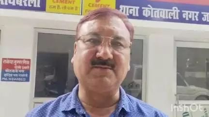 इंदिरा नगर के रहने वाले पीड़ित से एसपी की फर्जी आईडी बनाकर की गई पैसों की मांग, पीड़ित ने दिया शिकायती पत्र