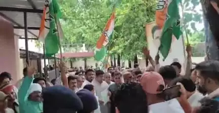 सीहोर नगर: कांग्रेस ने की प्रदेश अध्यक्ष पर दर्ज FIR रद्द करने की मांग, एसपी कार्यालय में सौंपा ज्ञापन