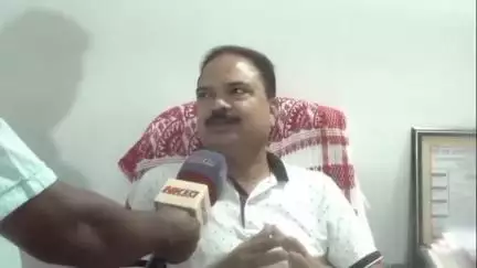 বালিজানা: চহৰৰ কিছমতপুৰস্থিত বিধায়ক বাসভৱনত গো মাংসলৈ বিধায়ক একে ৰছিদ আলমৰ মন্তব্য