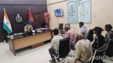 हरदोई: एसपी सहित पुलिस अधिकारियों ने पुलिस ऑफिस में जनसुनवाई की, 116 लोगों की शिकायतों को सुना