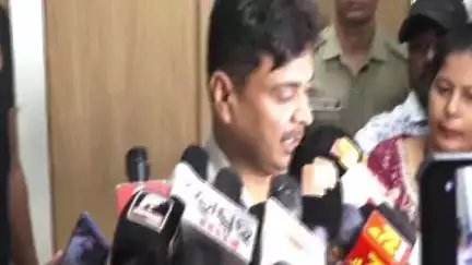 ଭୁବନେଶ୍ବର ମ୍ୟୁନିସିପାଲଟି କର୍ପୋରେସନ: ବିଏମସି ଅଧିକାରୀଙ୍କୁ ମାଡ଼ ଘଟଣାରେ ବିଏମସି ବୈଠକରେ ଯୋଗ ଦେଇ ପ୍ରତିକ୍ରିୟା ରଖିଲେ ପୋଲିସ କମିଶନର ଏସ ଦେବଦତ୍ତ ସିଂ