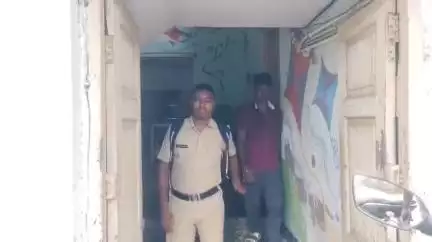 ক্যানিং ১: ক্যানিং বাজার থেকে সাইকেল চুরি করতে গিয়ে ধরা পড়ল এক চোর, জুটল বেধড়ক মার