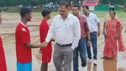 तोरपा: संत जोसेफ हाई स्कूल मैदान, तोरपा में प्रखंड स्तरीय सुब्रतो कप फुटबॉल प्रतियोगिता का आयोजन