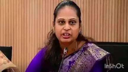 వనపర్తి: దివ్యాంగులు ఉపకరణాల కోసం దరఖాస్తుల స్వీకరణ : వనపర్తి జిల్లా అధికారి సుధారాణి