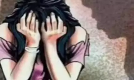 बिल्हौर: बिल्हौर में पति की मौत के 13 दिन बाद विधवा से छेड़छाड़, पड़ोसी ने घर में घुसकर किया दुष्कर्म का प्रयास