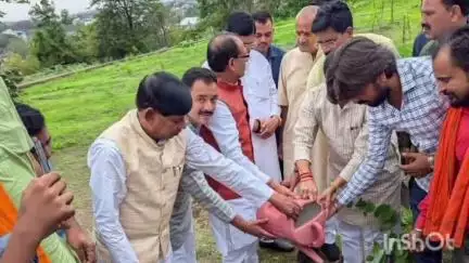 कुरवाई: भोपाल में विधायक हरी सिंह सपरे ने केंद्रीय मंत्री शिवराज सिंह से की मुलाकात, कई मुद्दों पर हुई चर्चा