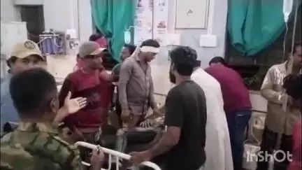 खामगाव: जून्या वादातून बसस्थानकासमोर युवकास लोखंडी पाईपने बेदम मारहाण; प्रकृती गंभीर 
दोघांवर गुन्हा दाखल