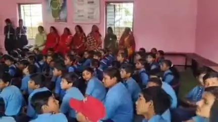 तिल्दा: रजिया के शासकीय स्कूल में शाला प्रवेशोत्सव और शिक्षक सम्मान कार्यक्रम मनाया गया