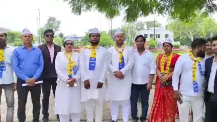 मंझनपुर: योगी राज में पाठशालाएं बन्द, मथुशालाएं चालू, आप पार्टी का तीखा हमला, स्कूल बन्दी के खिलाफ दिया ज्ञापन #jansamasya