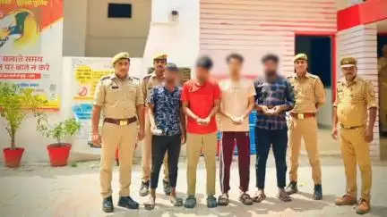 नवाबगंज: धरौली तिराहा से पुलिस ने 4 मादक पदार्थ तस्करों को किया गिरफ्तार, कब्जे से 281 ग्राम अवैध मारफीन बरामद
