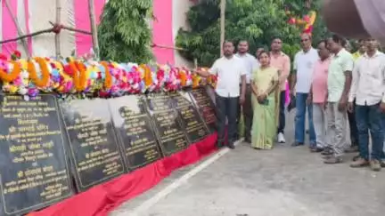 आदित्यपुर गम्हरिया: तिलका चौक से कई पीसीसी पथों व सड़कों के निर्माण का जिला परिषद अध्यक्ष ने किया शिलान्यास