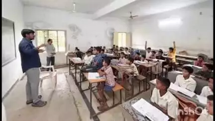 భద్రాచలం: దుమ్ముగూడెం పాఠశాలను ఆకస్మికంగా సందర్శించిన ఐటీడీఏ పీవో రాహుల్