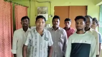 ବୌଦ୍ଧ ସଦର: ଗଡ଼ିଆଜୋର ଗ୍ରାମର ଗ୍ରାମବାଶି ମାମାଙ୍ଗଳା ସ୍ୱୟମ ସହାୟକ ଗୋଷ୍ଟୀକୁ ମାଛଚାସରେ ସହାୟତା ପାଇଁ ଜିଲ୍ଲା ପାଳ ଠାରେ ଦ୍ୱାରସ୍ତ