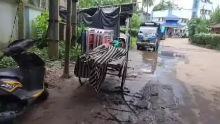 হাবরা ১: পূর্ব কামারথুবা এলাকায় বাথরুমে পড়ে গিয়ে মৃত্যু অস্বাভাবিক মৃত্যু মামলা পুলিশের