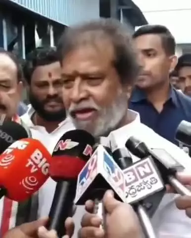 పటాన్​​చెరు: పాశమైలారం ఘటనలో ఇప్పటివరకు 36 మంది కార్మికులు చనిపోయారని, ఇంకా 11 మంది ఆచూకీ దొరకలేదని మంత్రి దామోదర రాజనర్సింహ