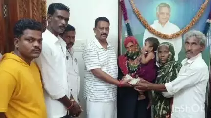 విద్యుత్ షాక్‌తో మృతి చెందిన తెదేపా కార్యకర్త కుటుంబానికి రూ.5లక్షల ప్రమాద బీమాను అందజేసిన ఎమ్మెల్యే బుడ్డా