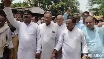 मुरैना नगर: कांग्रेस प्रदेश अध्यक्ष जीतू पटवारी के खिलाफ FIR निरस्त करने को लेकर कांग्रेसियों ने एसपी ऑफिस का घेराव किया