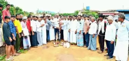 ಚಳ್ಳಕೆರೆ: ಕಲ್ಲವ್ವನಾಗತಿಹಳ್ಳಿಯಲ್ಲಿ ವಿವಿಧ ಕಾಮಗಾರಿಗೆ ಶಾಸಕ ಚಂದ್ರಪ್ಪ ಭೂಮಿ ಪೂಜೆ