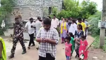 దామగట్ల గ్రామంలో సుపరిపాలనలో తొలి అడుగు కార్యక్రమంలో పాల్గొన్న ఎంపీ డాక్టర్ బైరెడ్డి శబరి